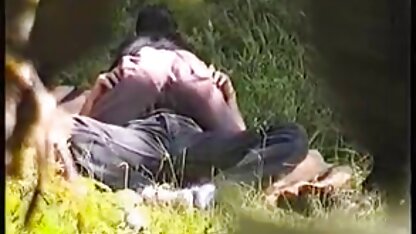 Het volk van Georgië om het adres neuken in de sauna te bestellen en een beetje verrast, vergeleken met het aanbod van een naakte Huisvrouw om de bestelling in de vorm van goederen te betalen.