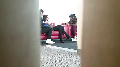 Kont in korte broek, gepassioneerd, gek gepijpt en oma neuken film geneukt