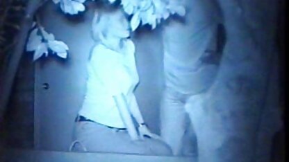 Hij zette de camera stiekem aan terwijl neuken gratis filmpjes zijn vrouw kanker kreeg op het bed met een slipje wachtend op leden