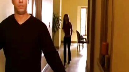 Lida Young van Lviv met een liefdevolle geef een pijpbeurt en ontvang sauna neuken een dosis sperma in haar mond, slik het allemaal