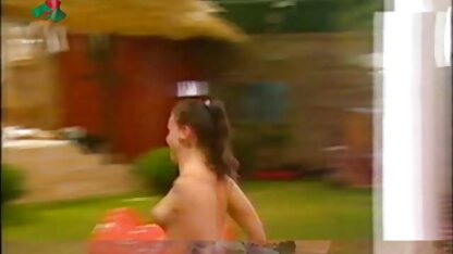 Clitoris doorboort haar handen tijdens seks met sterke man en penis is vrij gratis neuken film groot