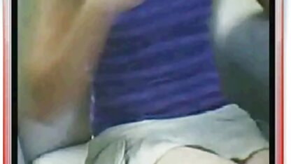 Creampie in het opwekken van haar vagina, wrijf haar vingers oma neuken film tegen de clitoris