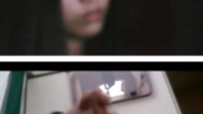 Masturbatie anus met een grote komkommer en de inhoud hollandse neuk films van tomaten in de vagina