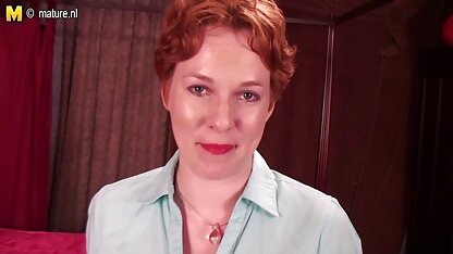 Machtige vrouwen met een harde neukfilm pipet in de vagina genieten van babbelen met een klootzak.