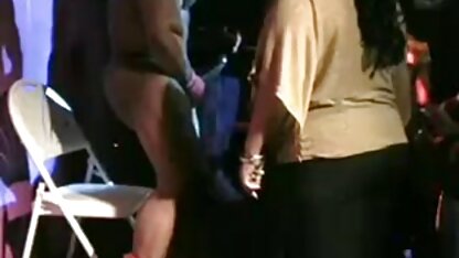 Krala een hemel die wordt verstikt door een lid van de zwarte huid zwart met een grote dikte, komt niet in de keel en wordt sexfilmpjes beffen harder geduwd