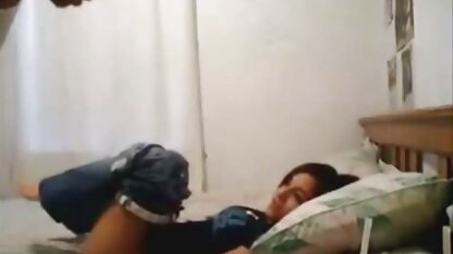 Sinbad geeft orale aan drie sjeik concubines en neukt ze een voor tiener jongens neuken een in de koninklijke kamer.