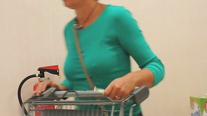 Man куколд ziet z ' n vrouw wit neukt zwart zwart schilderen met een grote lul.