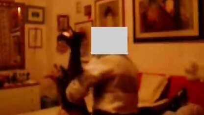 Ik ben een sukkel en ik kijk naar je met de blik neuken in de gevangenis van de vrome, wachtend op toestemming om pichugan in me te stoppen.