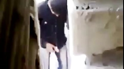 Vrouwen die vrezen dat ze hem spoedig zal bedekken toen haar zoon in haar kamer kwam in plaats van haar zwanger meisje neuken man.