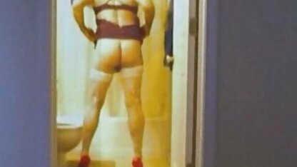 Een vrouw in Advocaat verbrandt een verborgen camera in de hoek van haar kantoor terwijl ze seks mollige dames neuken heeft met kanker.