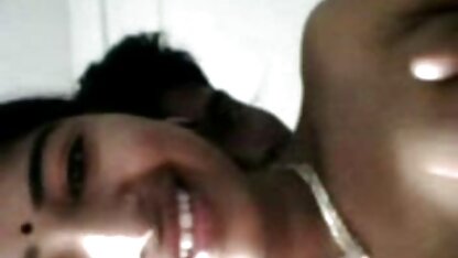 Gerimpelde Oma neukte met nigga en zuigt gratis neukfilm zijn enorme lul