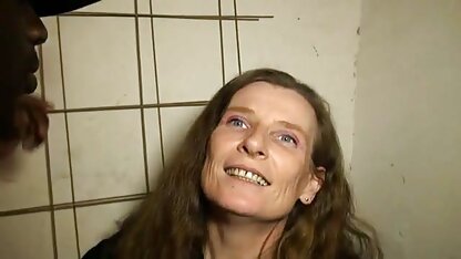 Geheime naakte meisjes neuken seks met een slanke busty moeder en de meest accurate Cum bomaanslagen
